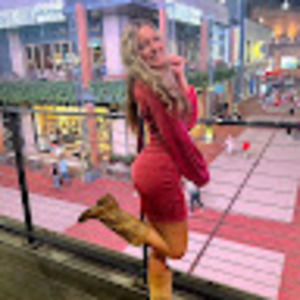 Meet your Posher, Cara